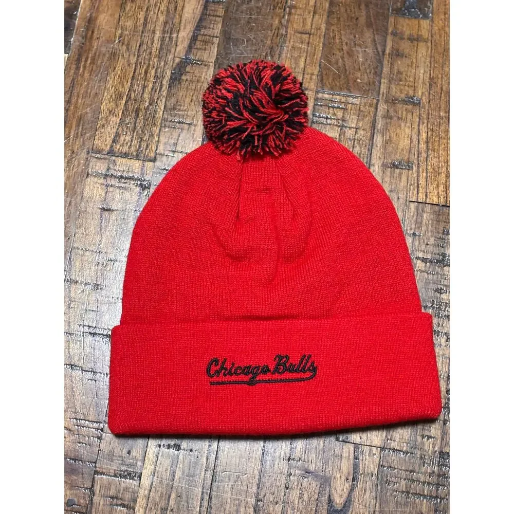 Chicago Bulls Mitchell & Ness Hardwood Classic Knit Pom Pom Beanie Hat New